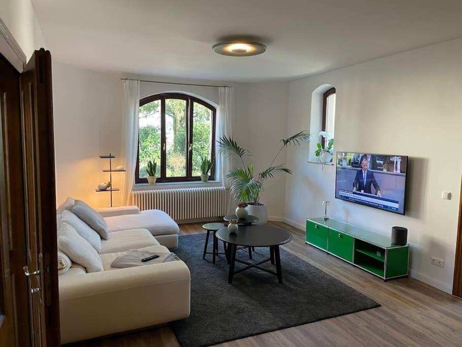 Verwunsches Haus Mit Parkplatz In Bester Lage Маркклеберг Екстер'єр фото