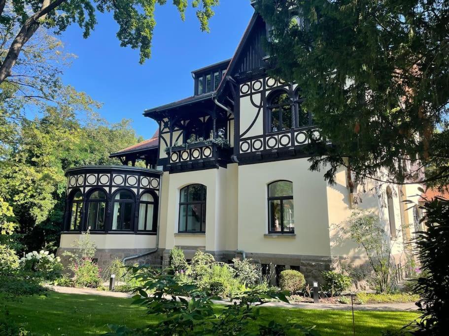 Verwunsches Haus Mit Parkplatz In Bester Lage Маркклеберг Екстер'єр фото