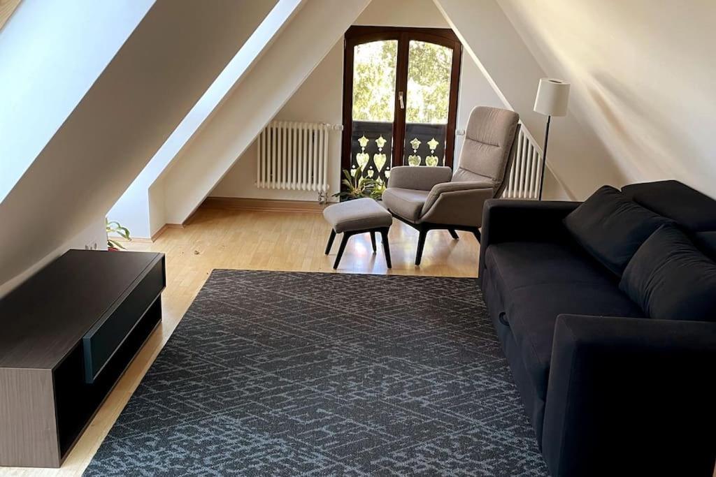 Verwunsches Haus Mit Parkplatz In Bester Lage Маркклеберг Екстер'єр фото